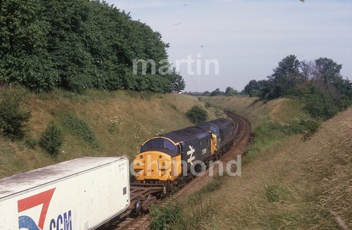 Felixstowe class 37008 - 37's,