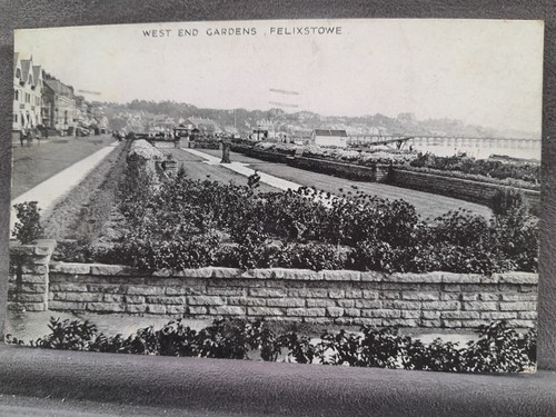 Felixstowe west end gardens - west,