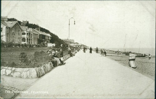 Postcard felixstowe promenade - postcard,