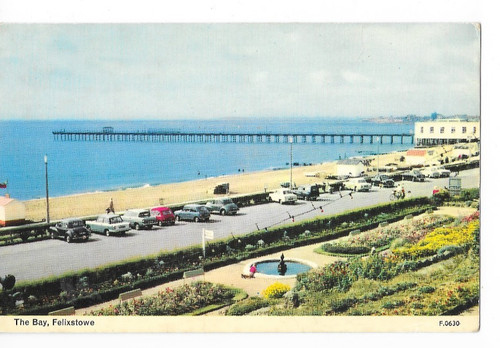 Postcard felixstowe view - ,