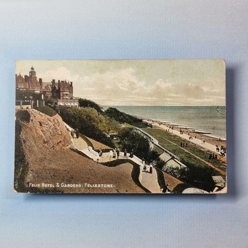 Felixstowe suffolk postcard - felixstowe,