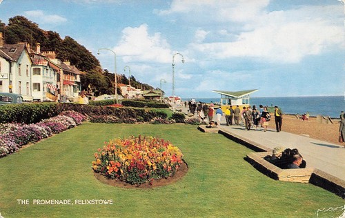 Felixstowe crowded promenade - felixstowe,